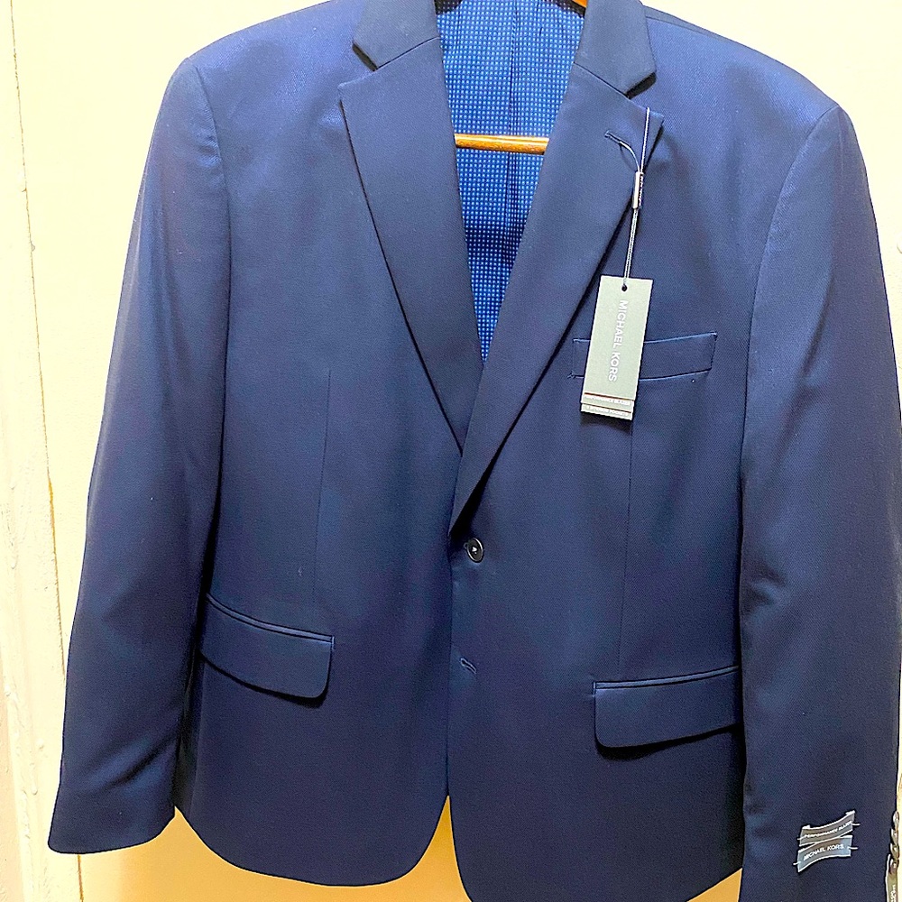 Navy Men’s Sports Blaze-New - Size 44 Short